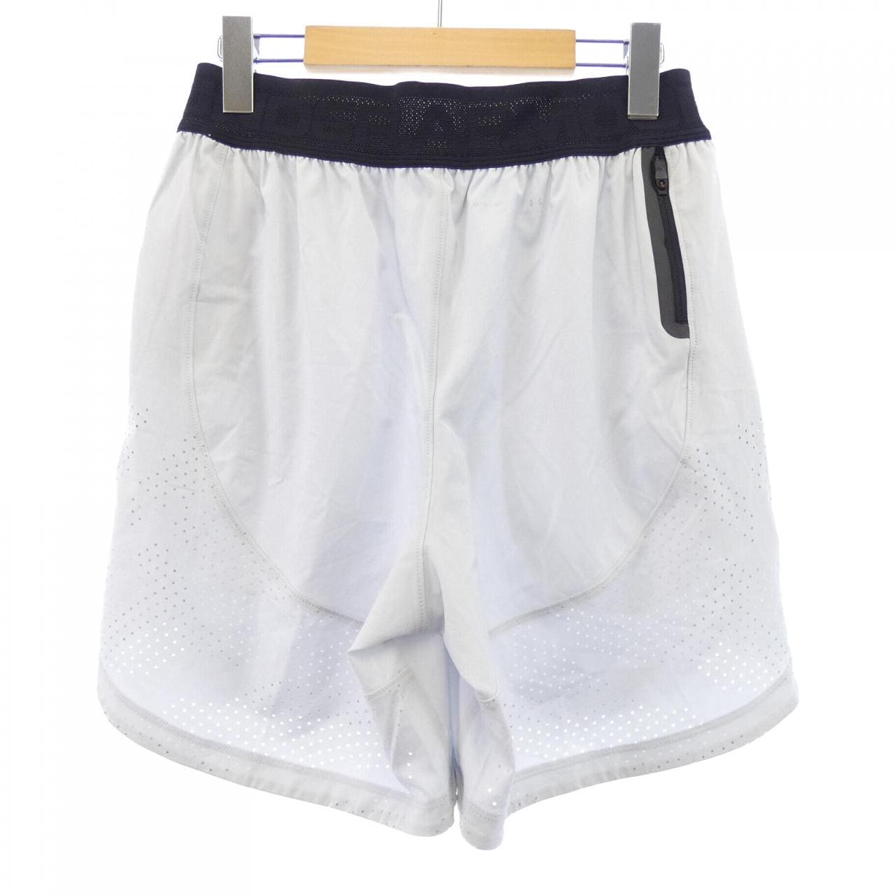 アンダーアーマー UNDER ARMOUR ショートパンツ