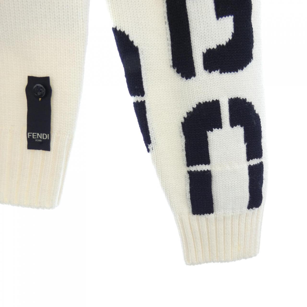 フェンディ FENDI FZY111 ADU6 ニット