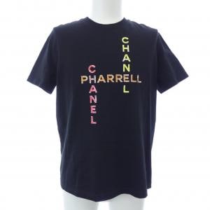 シャネル CHANEL PHARRELL WILLIAMS P61052K46833 Tシャツ