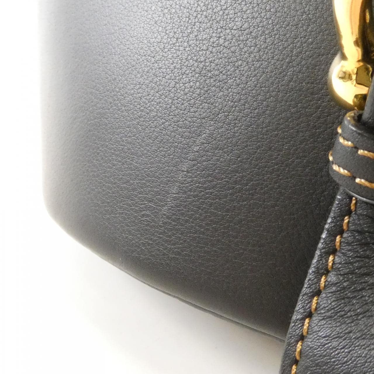 ロエベ ショルダーバッグ