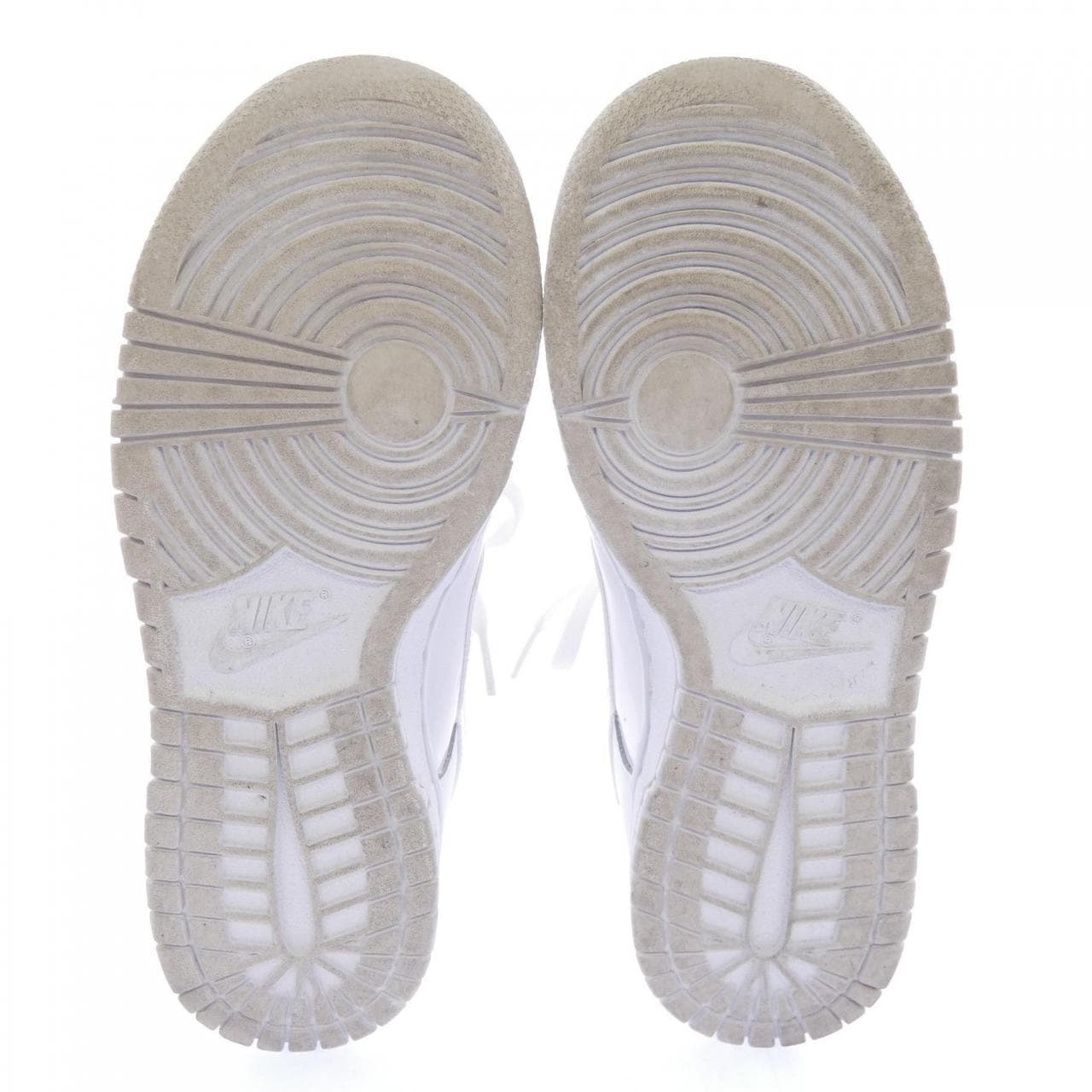 ナイキ NIKE FD8683-100 スニーカー