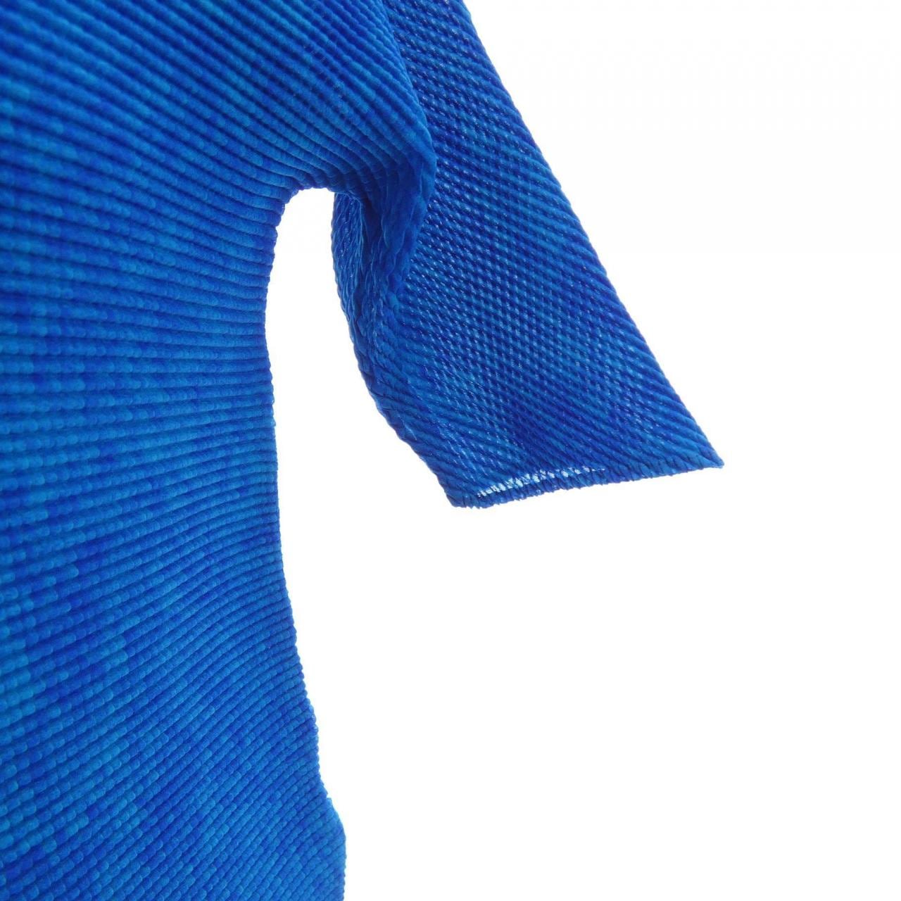 イッセイミヤケ ISSEY MIYAKE PP68FK615 トップス