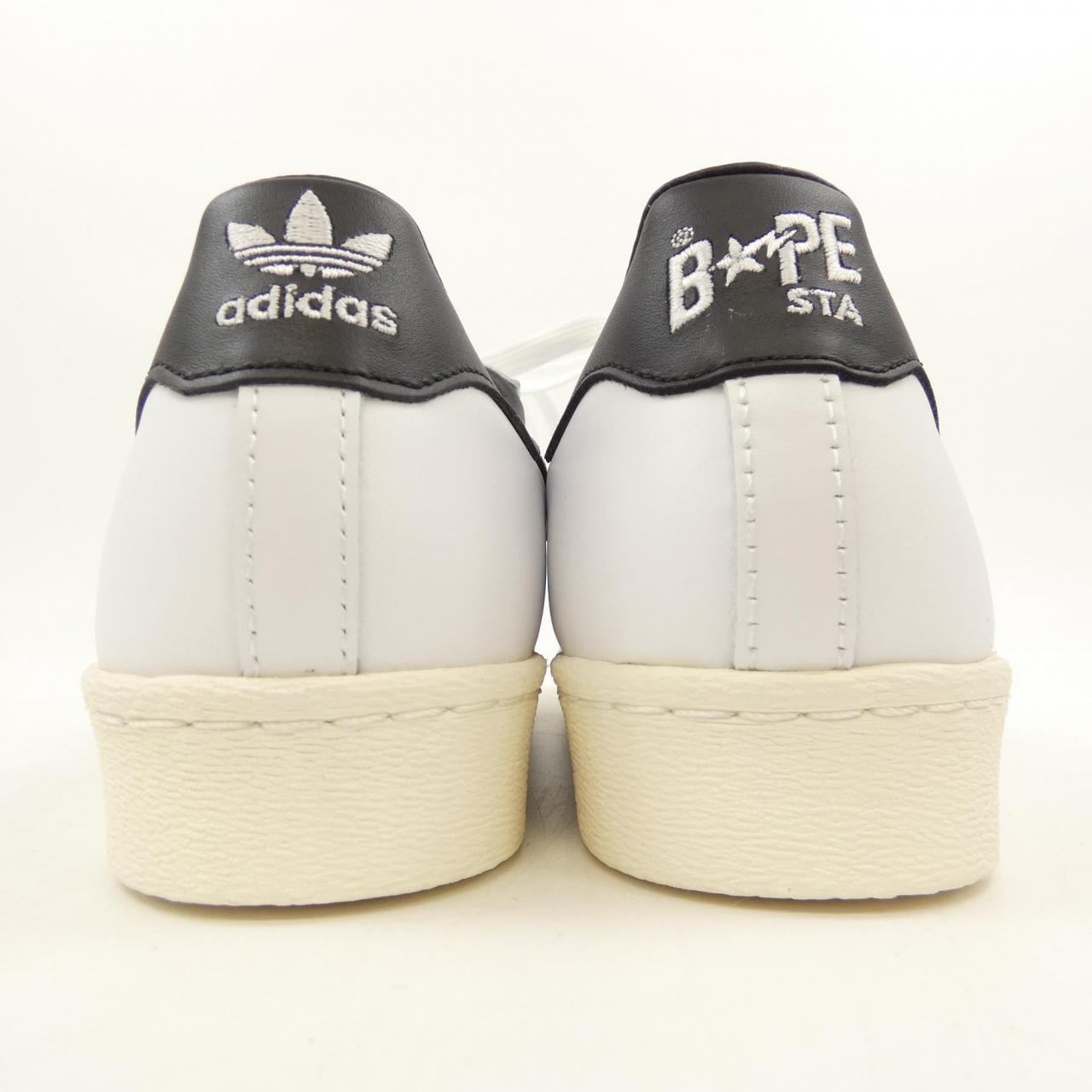 アディダス ADIDAS GZ8980 スニーカー