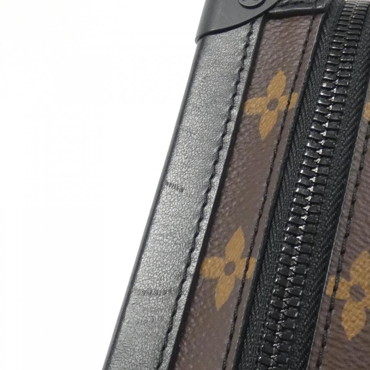 LOUIS VUITTON Monogram塔夫绸垂直柔软 Trunk M45044 单肩包