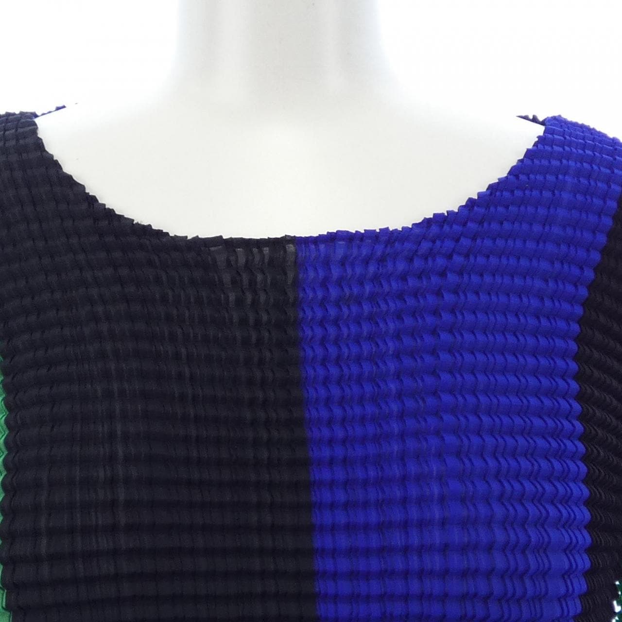 イッセイミヤケ ISSEY MIYAKE IM92-FJ619 トップス