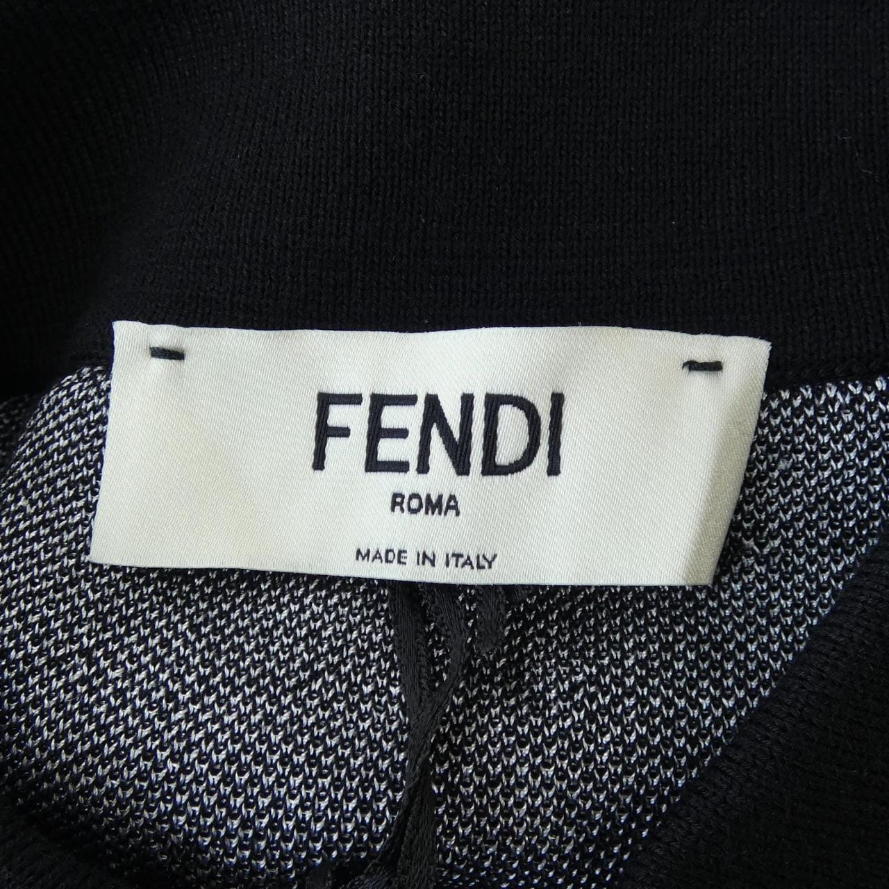 フェンディ FENDI FZXE46 YB5 ポロシャツ