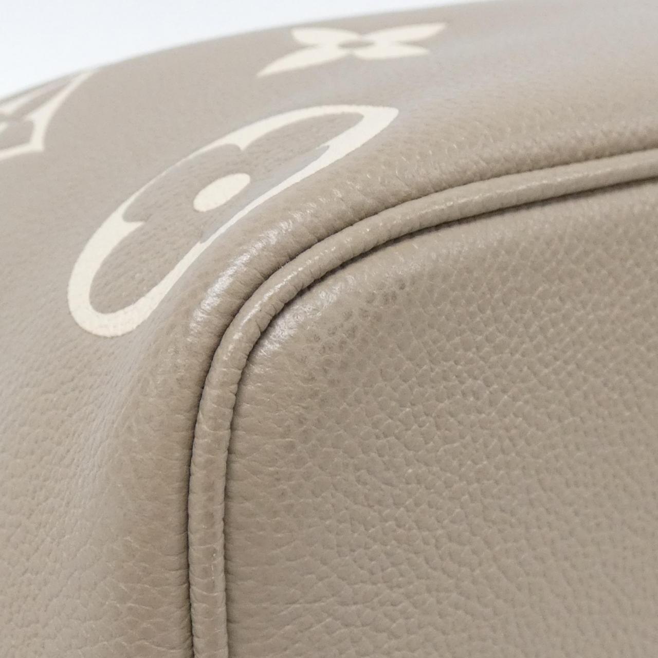 ルイヴィトン バイカラー モノグラム アンプラント ネオ ノエ MM M45555 ショルダーバッグ