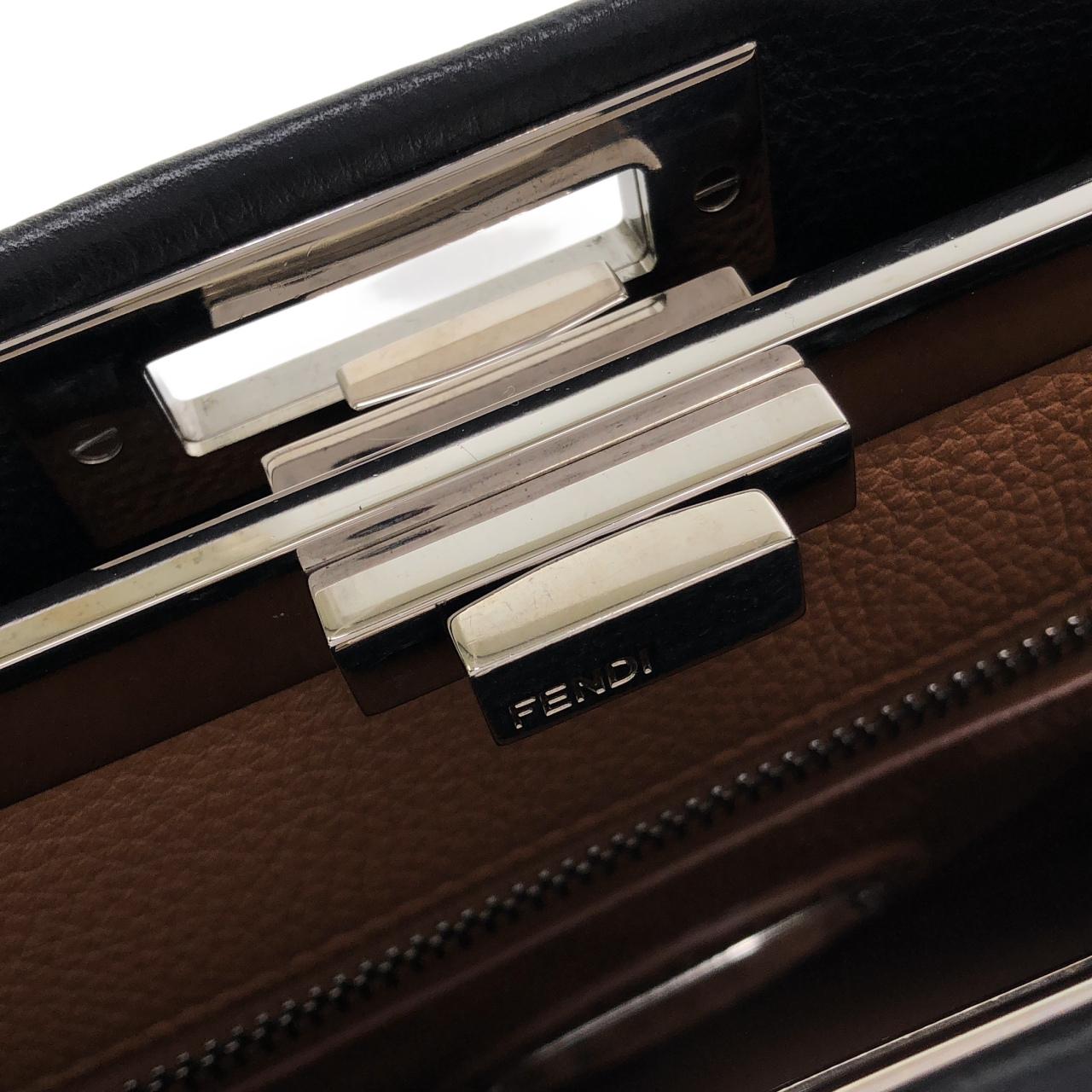 フェンディ SELLERIA ピーカブー 8BN226 Q0J バッグ