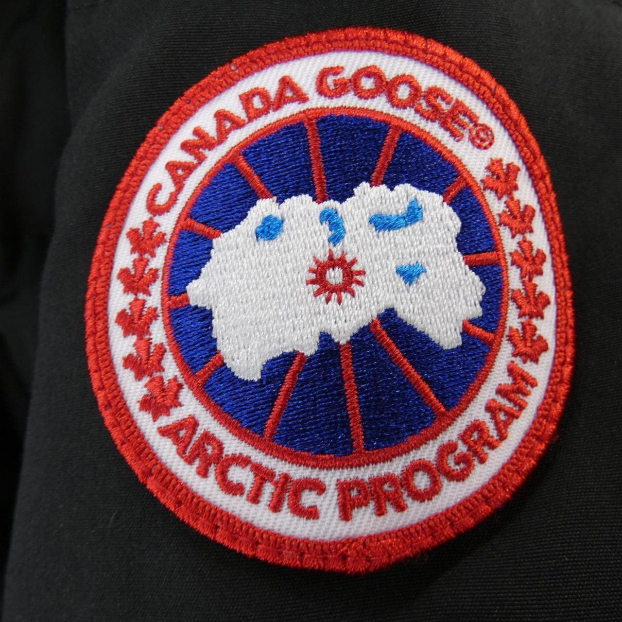 カナダグース CANADA GOOSE ダウンジャケット