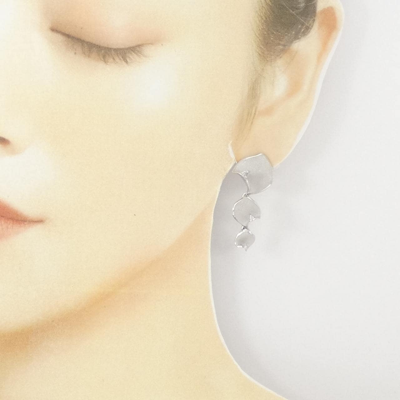 Tamura Shunichi Diamond Earrings 0.12CT
