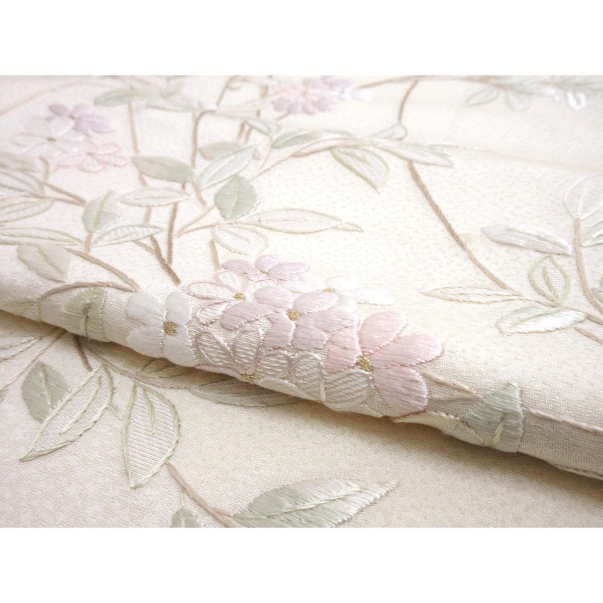 訪問着　刺繍加工