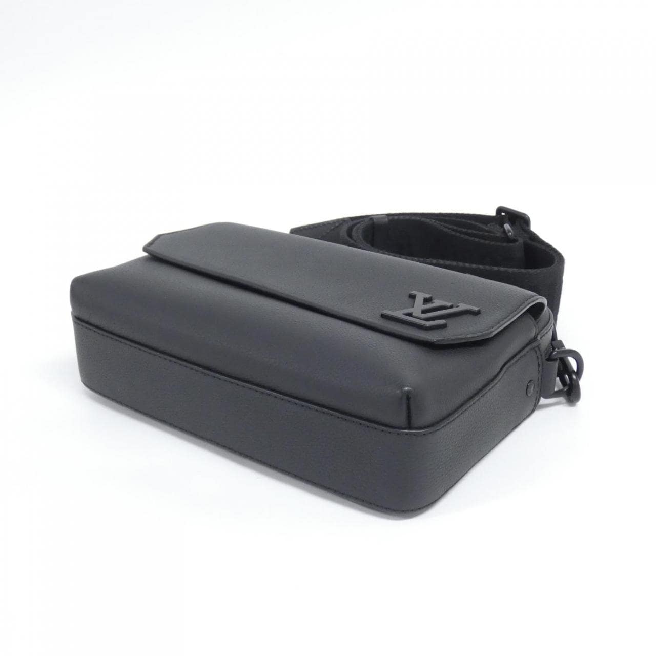 ルイヴィトン LVアエログラム ファストライン メッセンジャー M22482 ショルダーバッグ