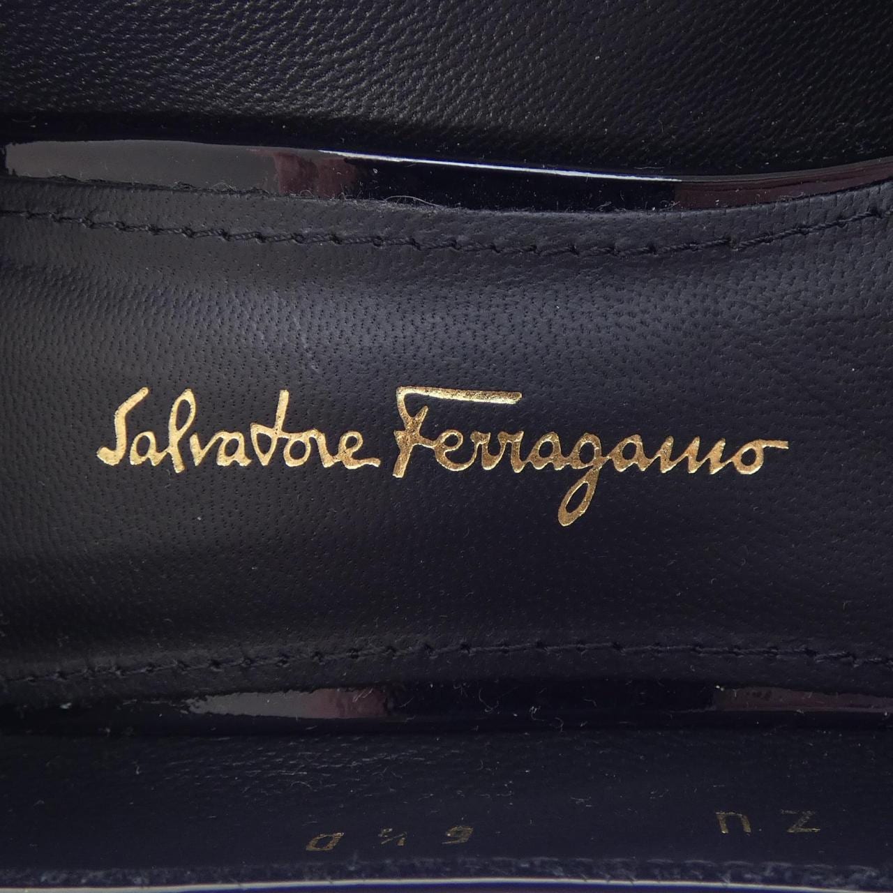 サルヴァトーレフェラガモ SALVATORE FERRAGAMO KATRIN パンプス