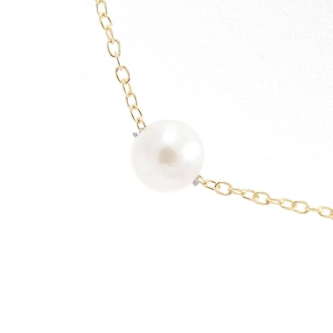 K18YG Akoya pearl necklace