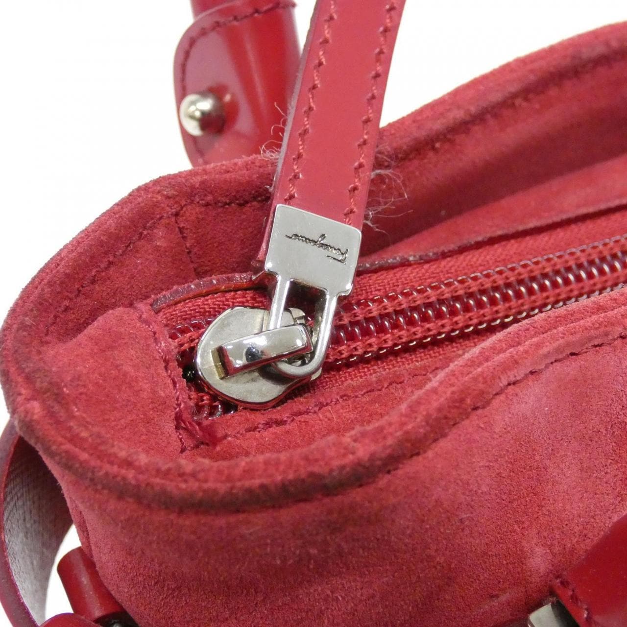 【ヴィンテージ】サルヴァトーレフェラガモ 21 5825 バッグ