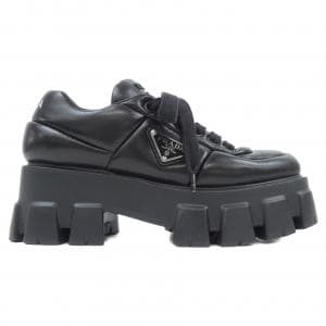 プラダ PRADA スニーカー