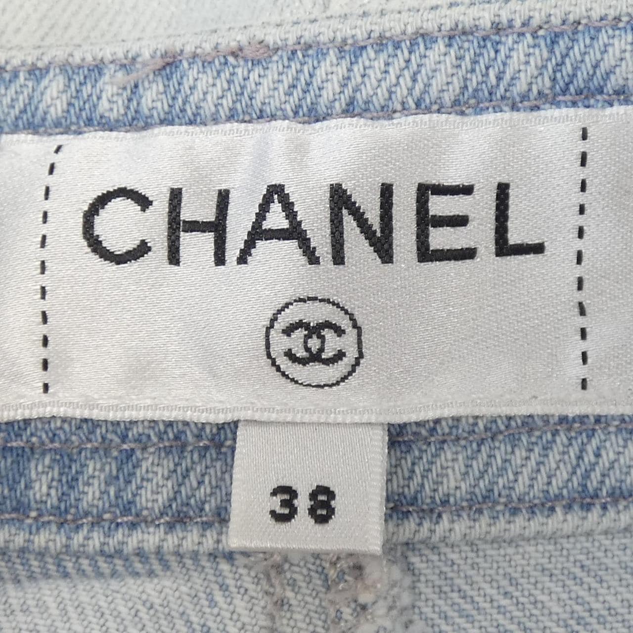 シャネル CHANEL P76229V68736 ショートパンツ