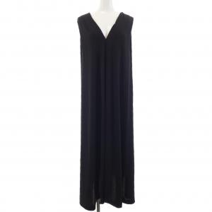 イッセイミヤケ ISSEY MIYAKE IM53JH221 ワンピース