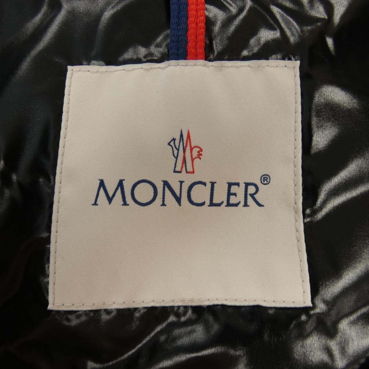 モンクレール MONCLER ダウンジャケット