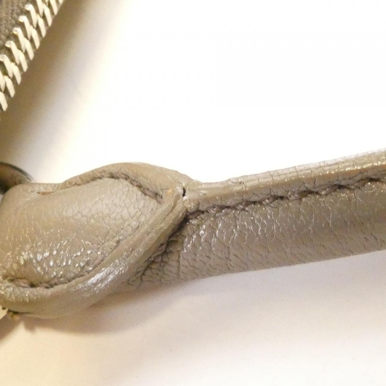 ミュウミュウ RL0058 バッグ