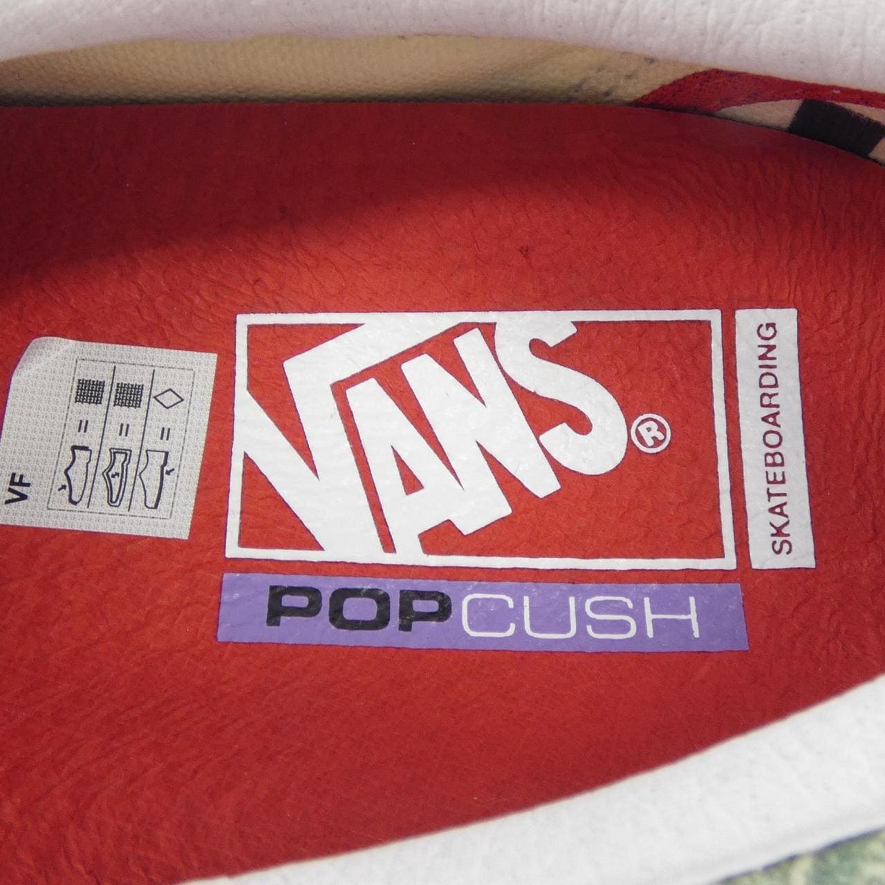 バンズ VANS VN0A5FC9GRN スニーカー