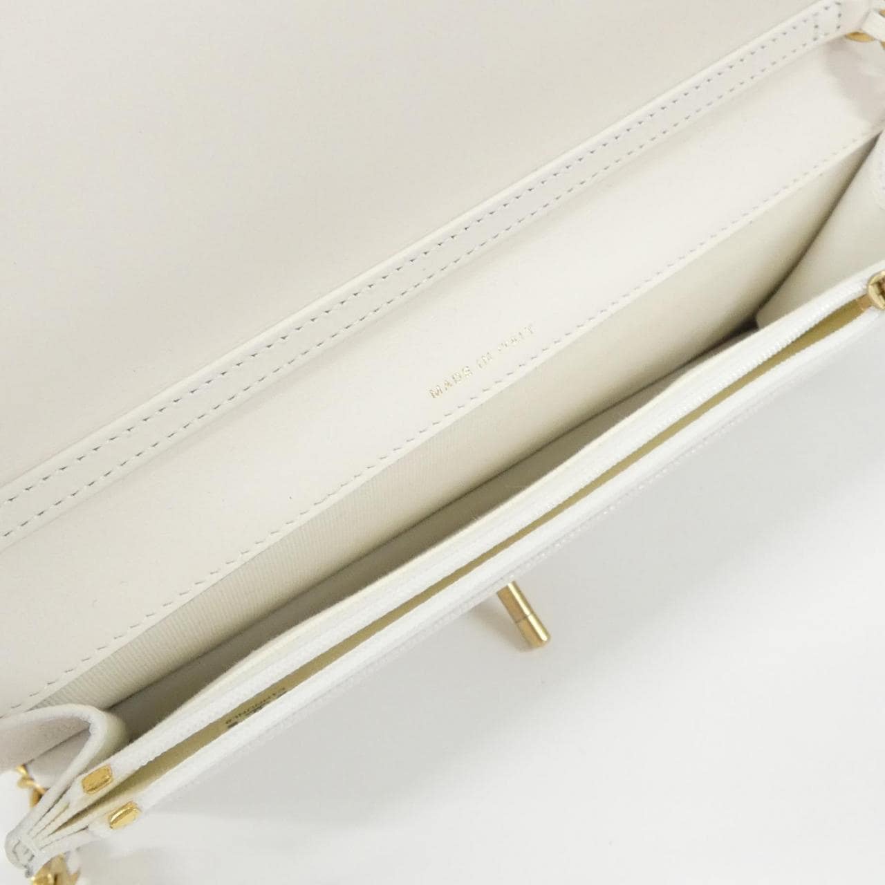 シャネル AP3581 チェーンクラッチ