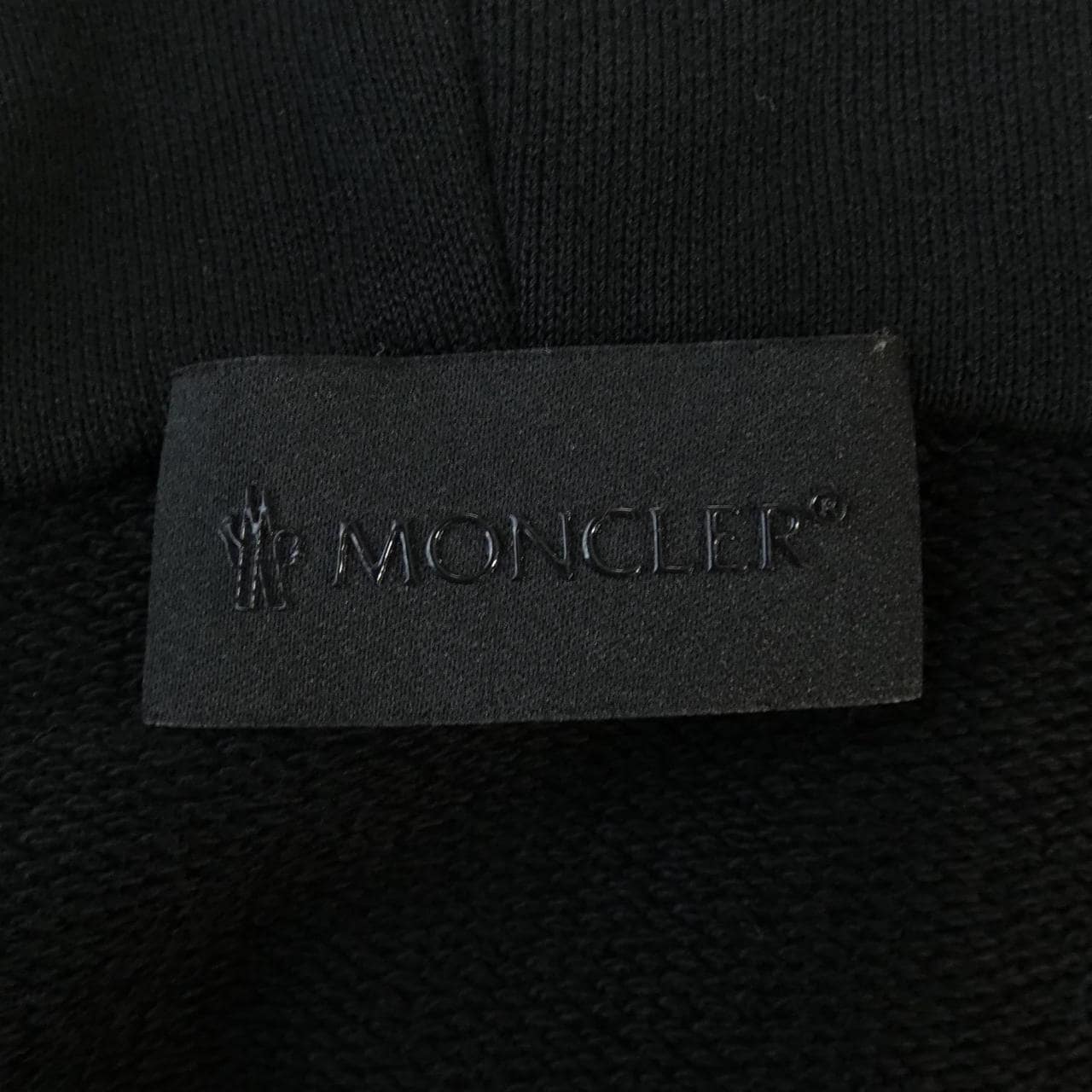 モンクレール MONCLER ダウンジャケット