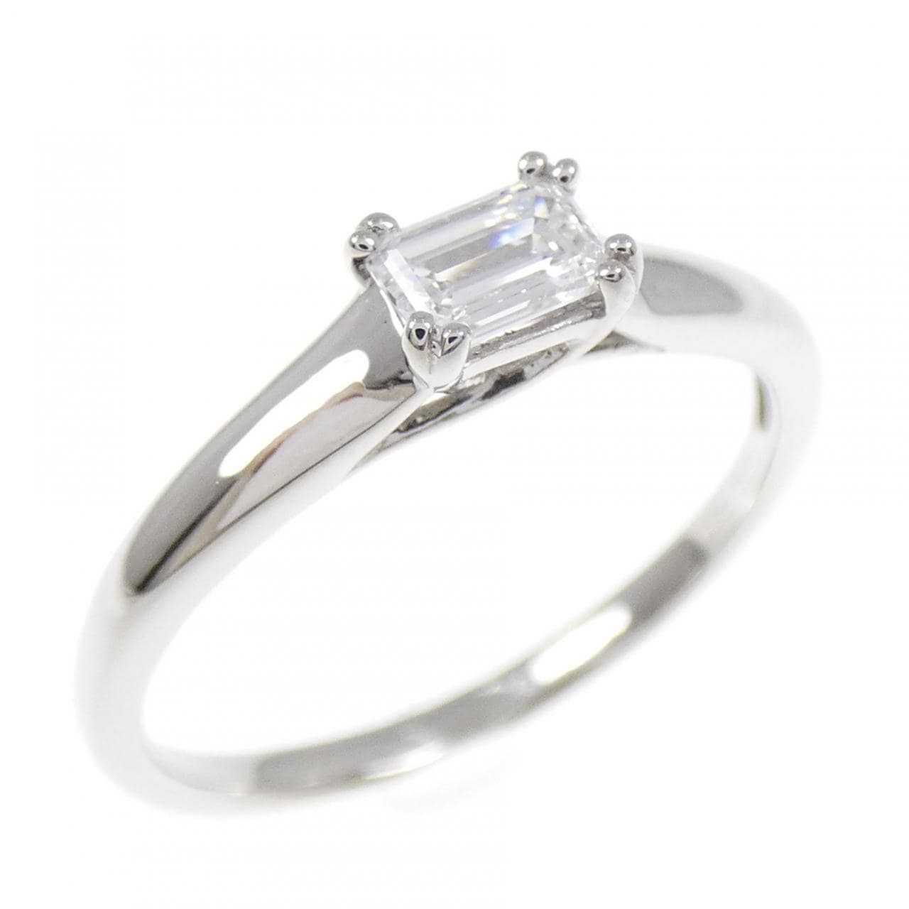 PT950 ダイヤモンド リング 0.30CT D SI1 エメラルドカット