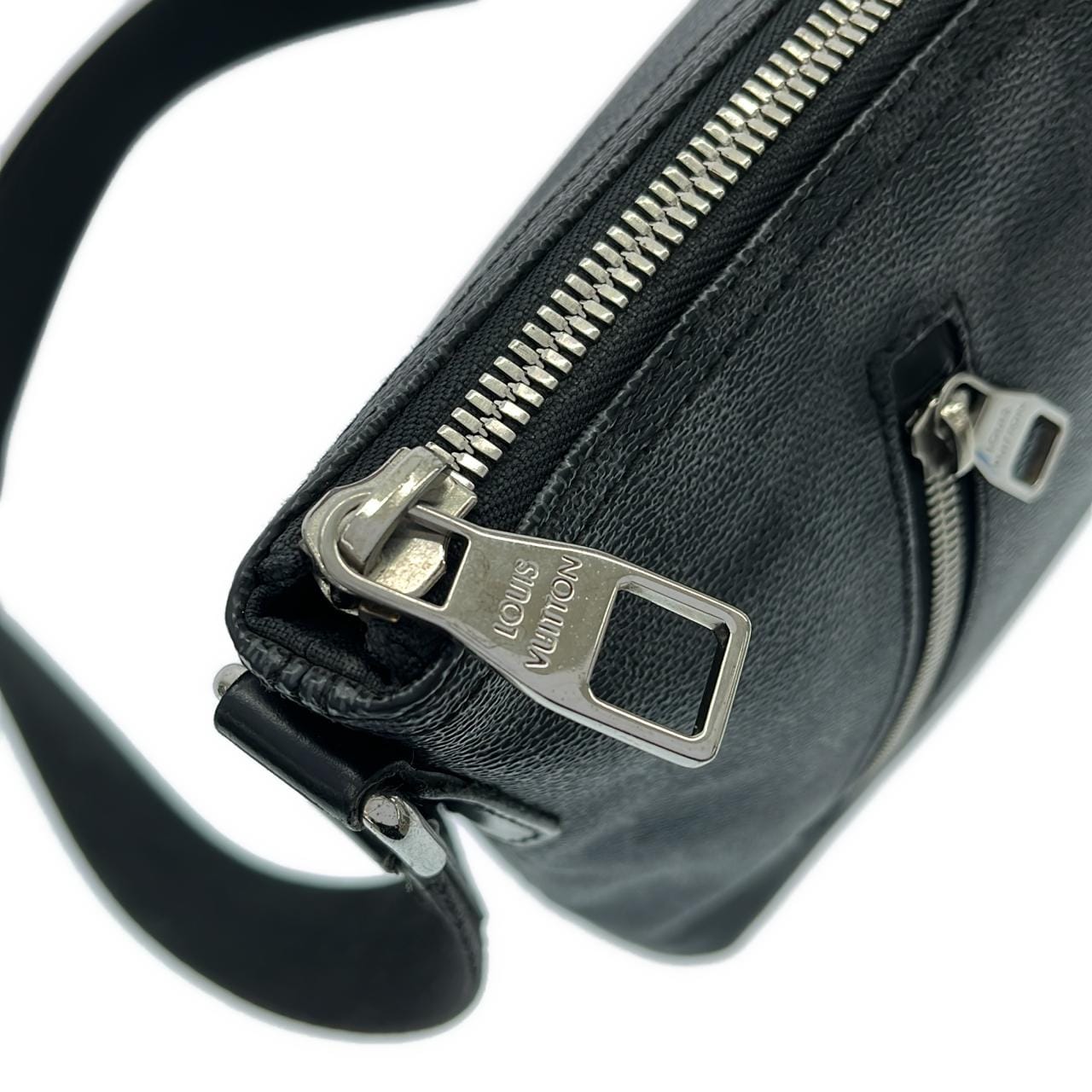 ルイヴィトン ダミエ グラフィット ミック PM N41211 ショルダーバッグ