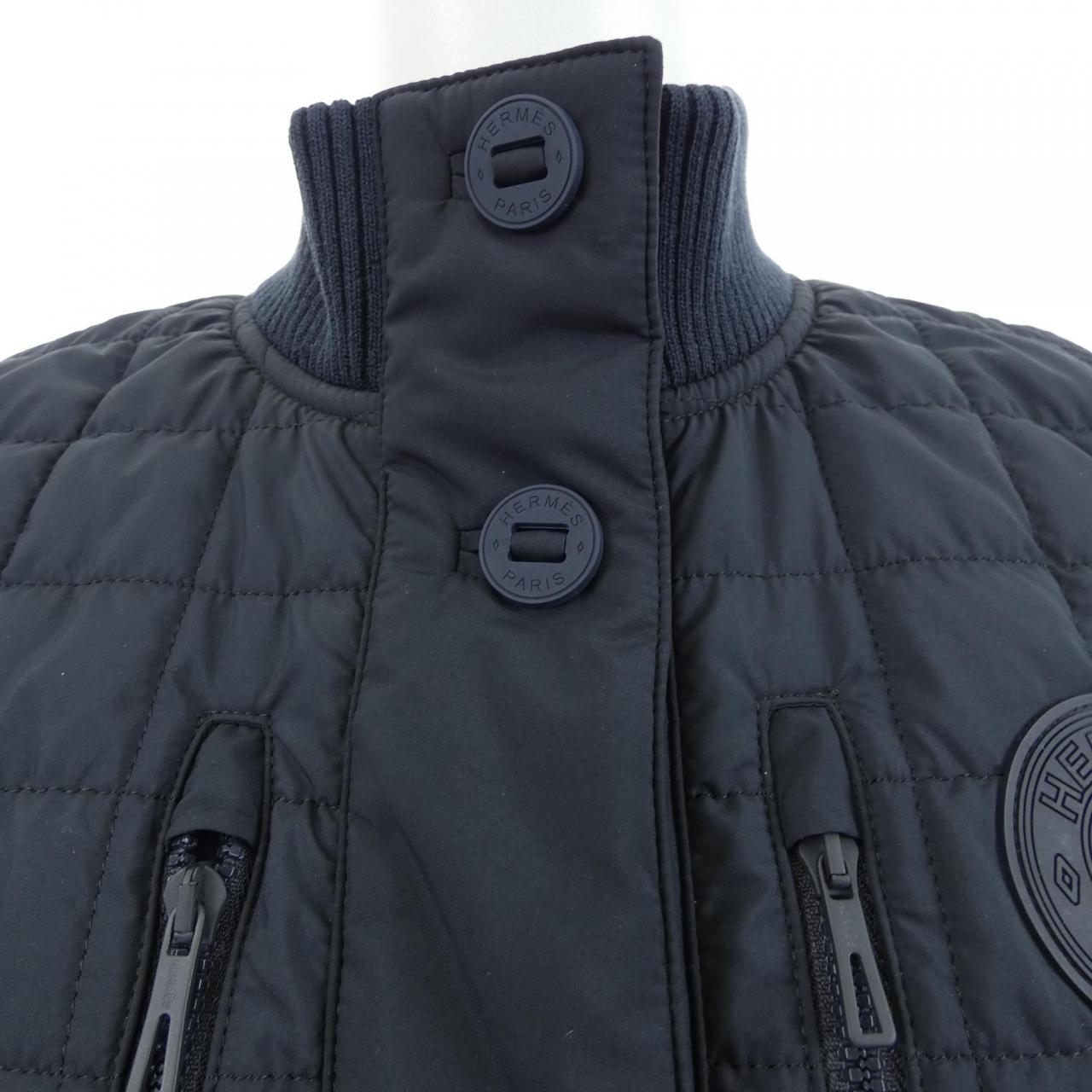 エルメス HERMES BOMBERS SANS MANCHES 5H0160DQ ベスト