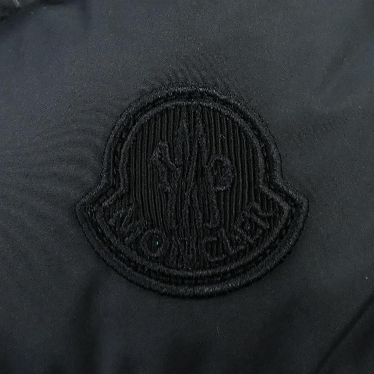 モンクレール MONCLER LOCUSTELLE ダウンジャケット