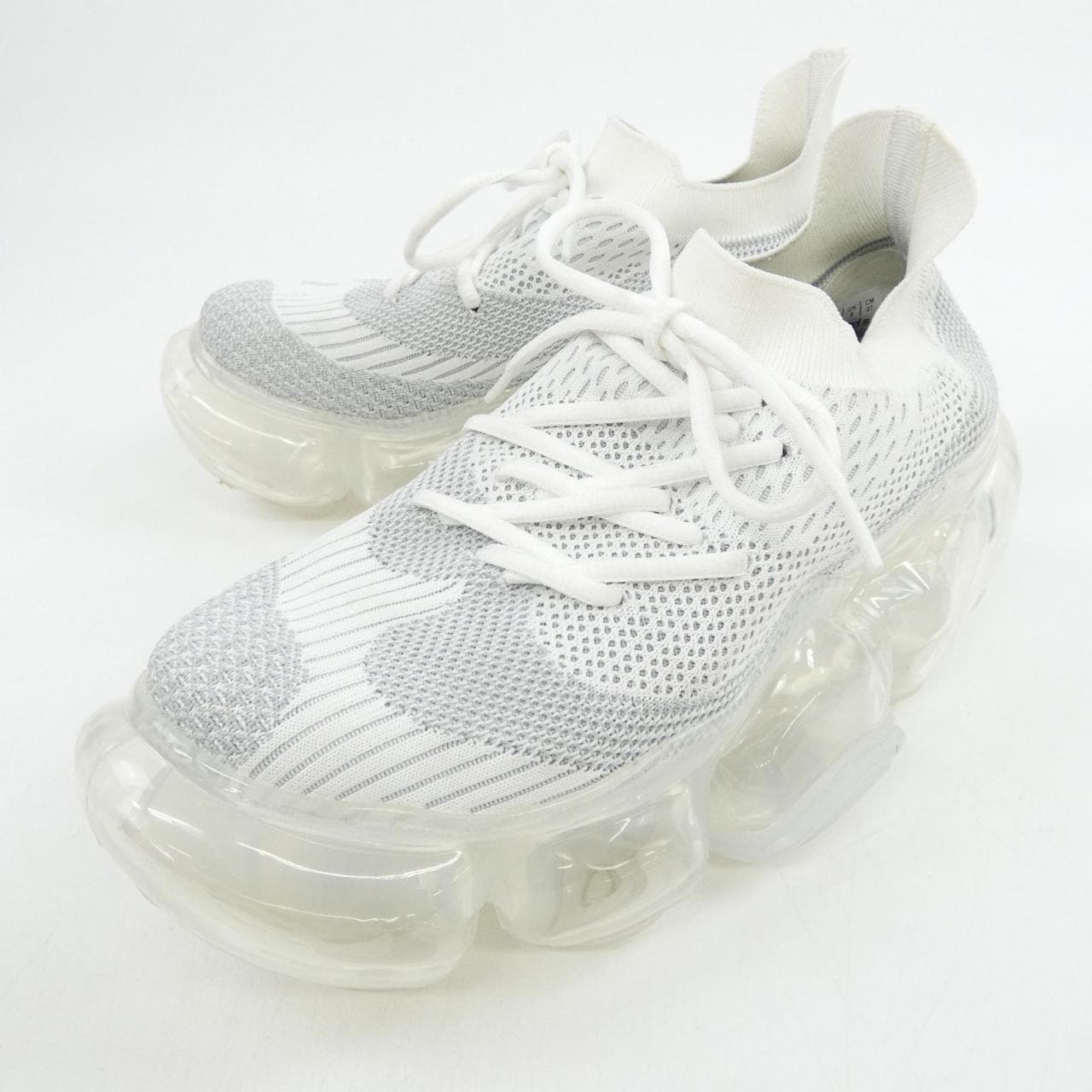 GROUNDS スニーカー