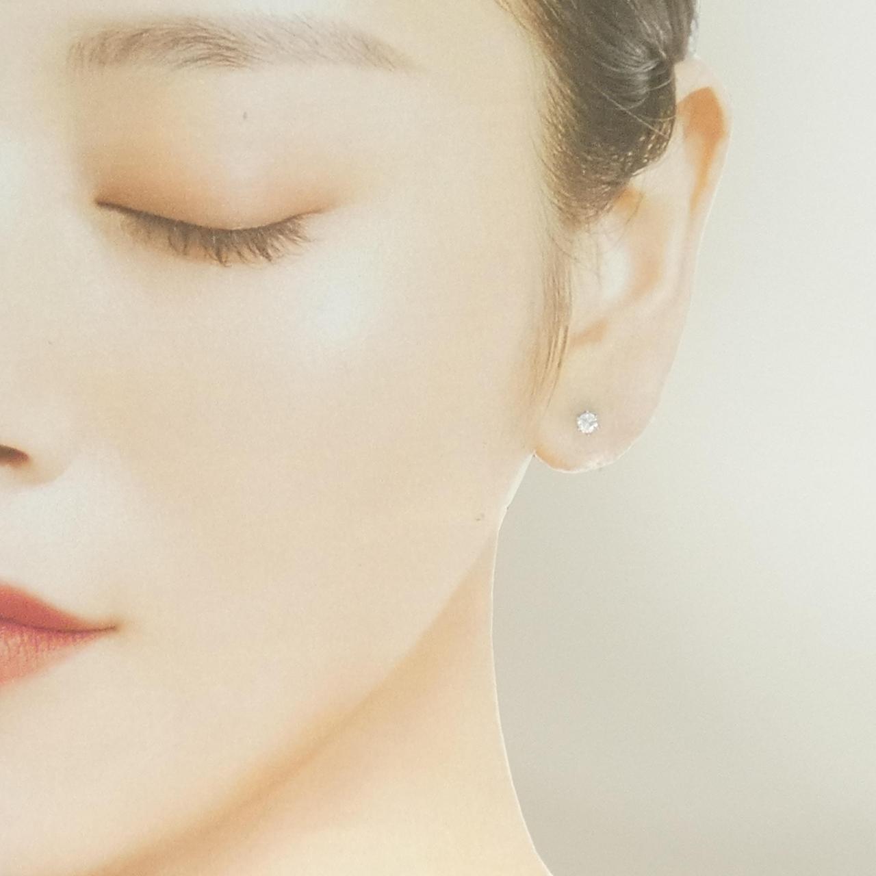 PT900 ソリティア ダイヤモンド ピアス 0.25CT