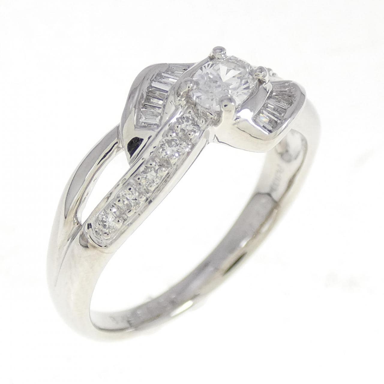 PT ダイヤモンド リング 0.211CT