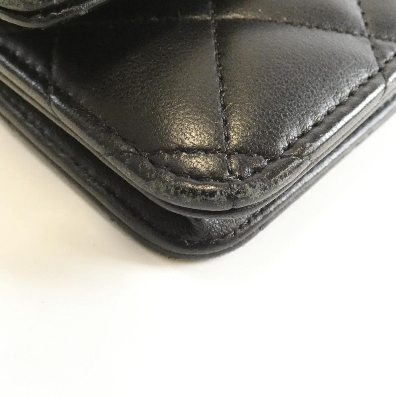 シャネル タイムレスクラシック ライン 33814 チェーンウォレット