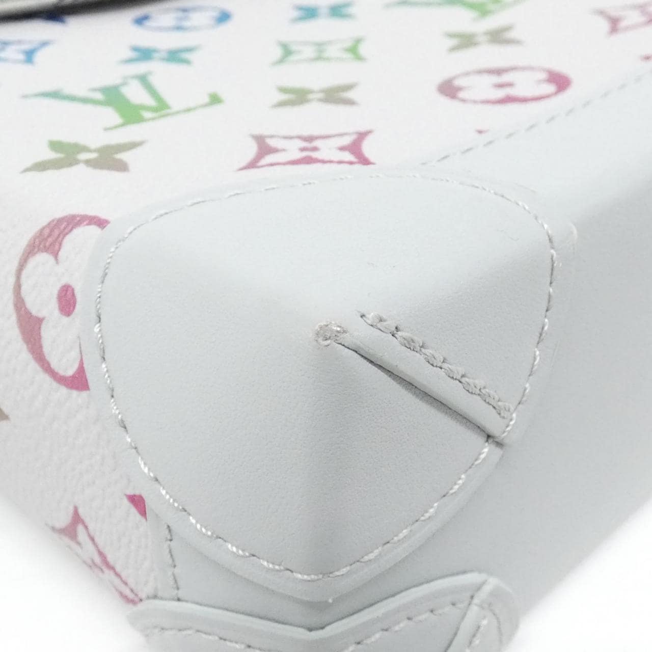 ルイヴィトン モノグラム イリディセント ナノ スティーマー M13905 ショルダーバッグ