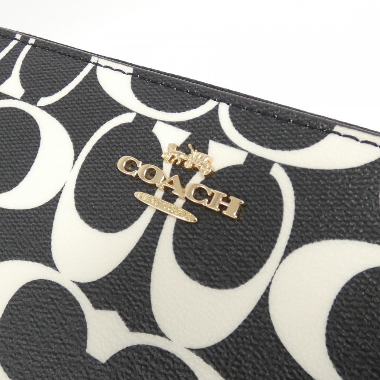 [BRAND NEW] Coach CP409 Wallet