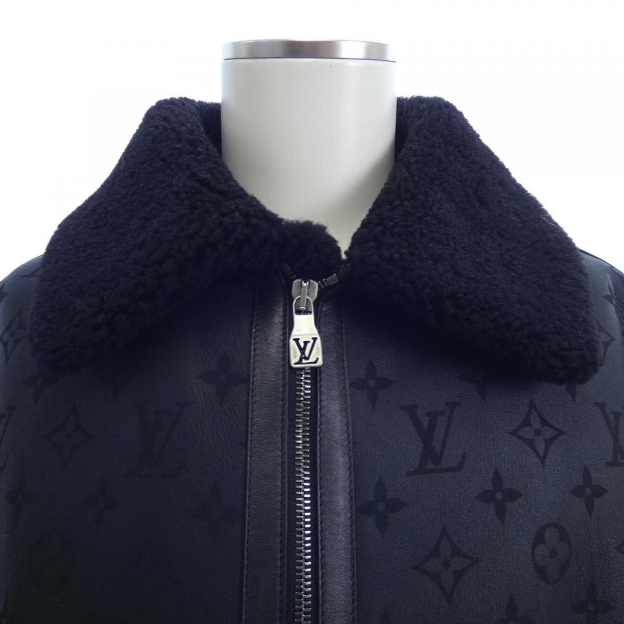 ルイヴィトン LOUIS VUITTON シアリングボンバルディア HSL40EQXL ムートンジャケット