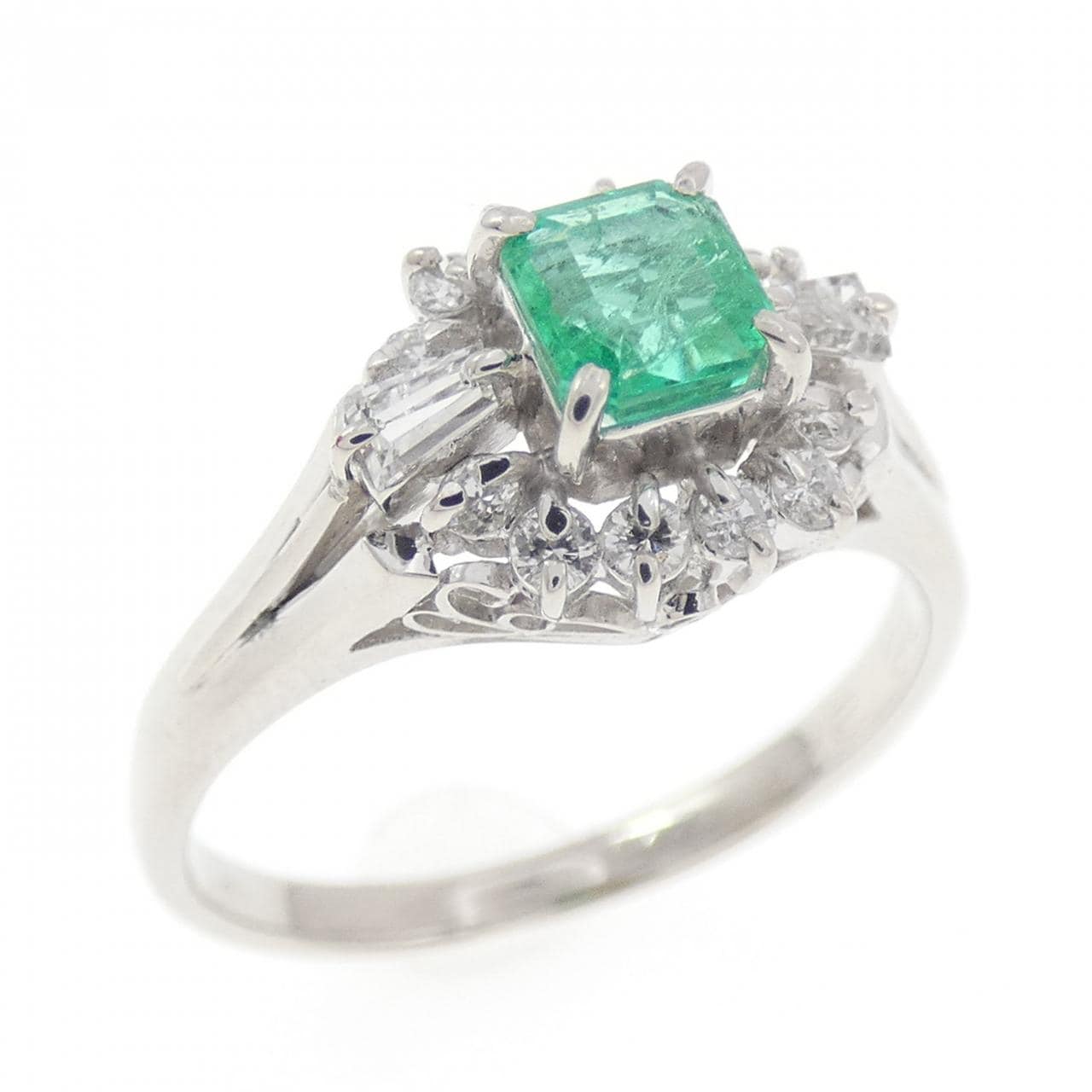PT900 エメラルド リング 0.38CT
