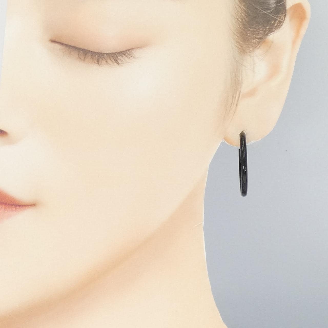 【新品】K18YG オニキス ピアス