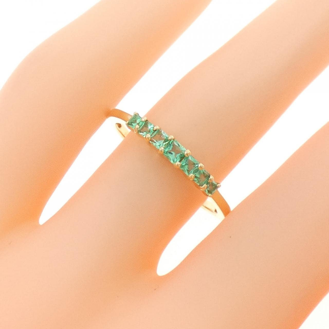 ジーエスティービー エメラルド リング 0.30CT