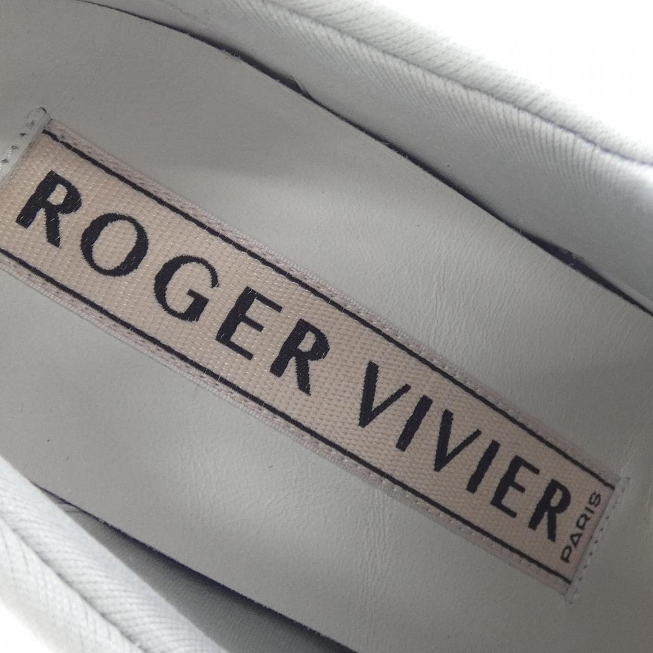 ロジェヴィヴィエ ROGER VIVIER ヴィヴ ラン スニーカー