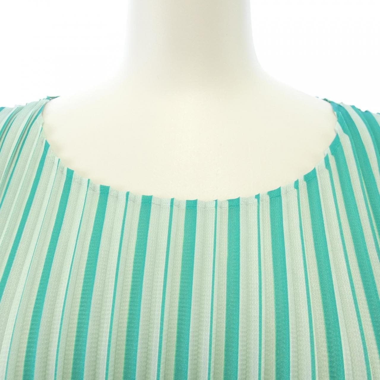プリーツプリーズ PLEATS PLEASE PP11-JK571 トップス