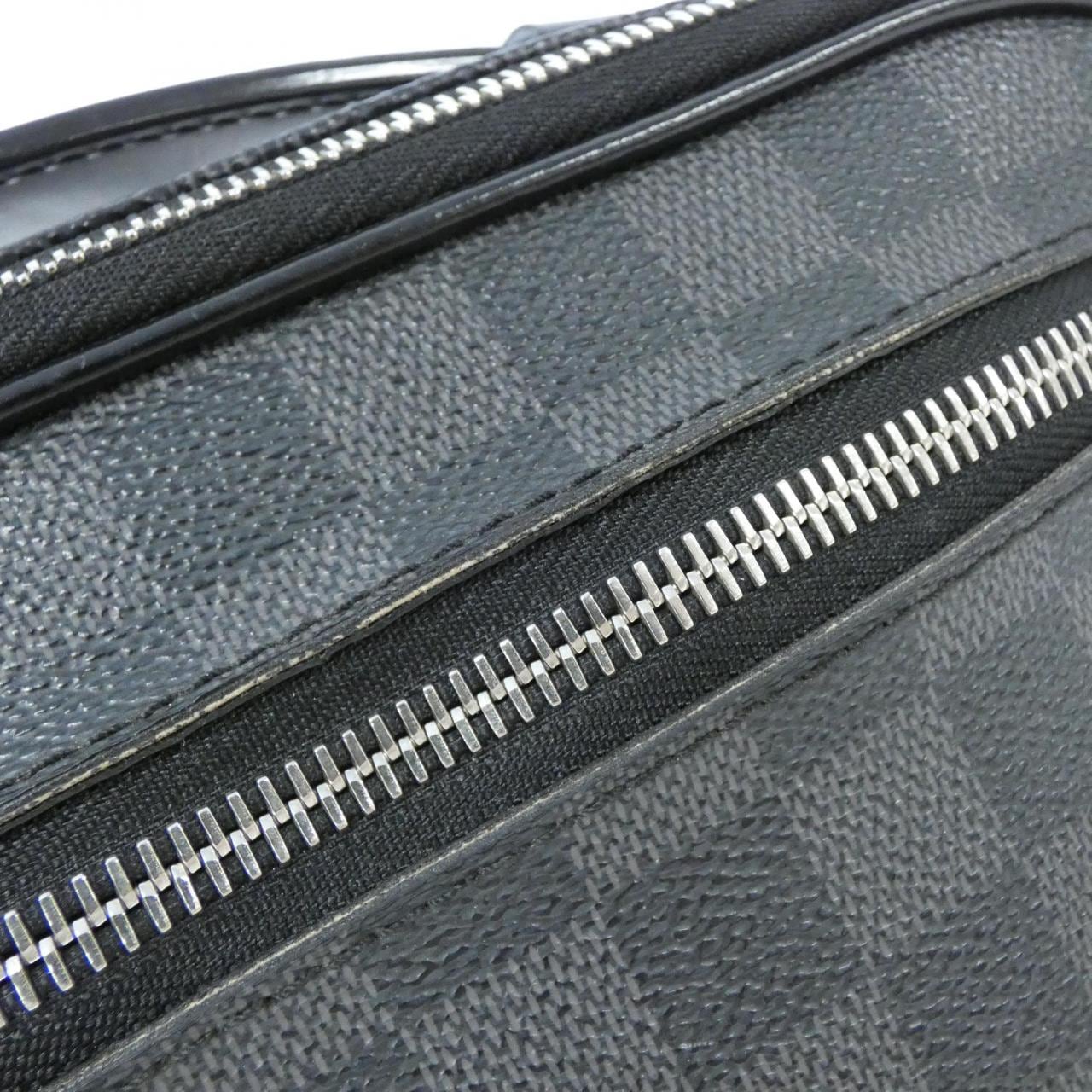 LOUIS VUITTON Damier 石墨 Ambreil N41289 单肩包