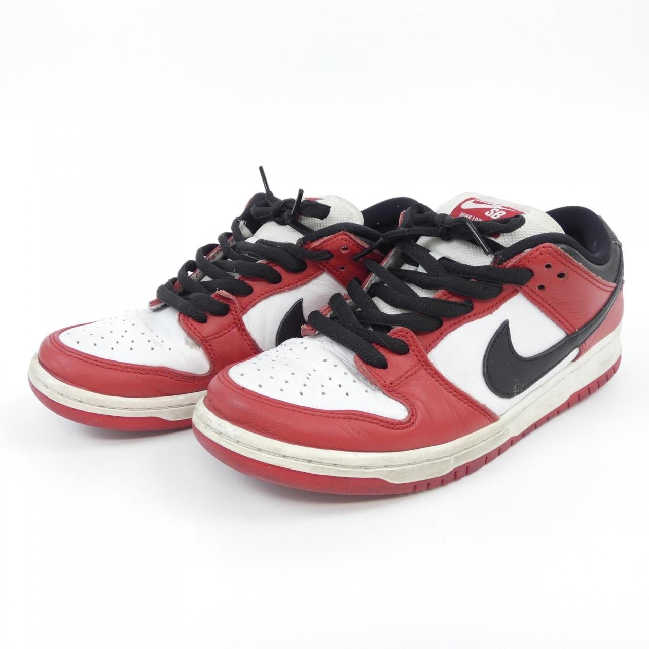 ナイキ NIKE スニーカー