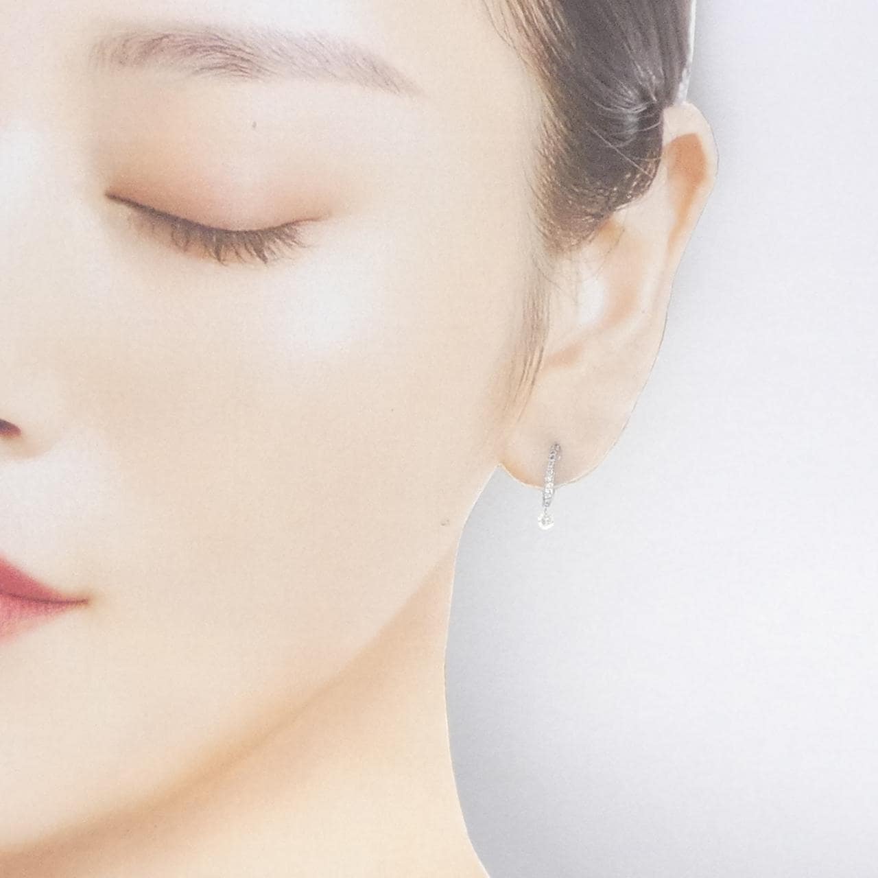 K18WG ダイヤモンド ピアス 0.16CT