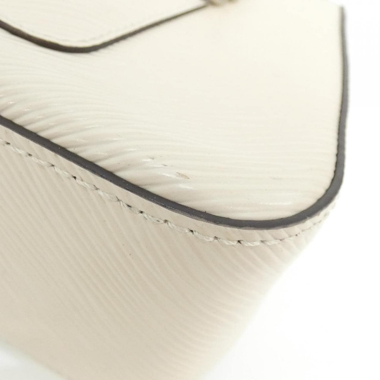 ルイヴィトン エピ マレル M80688 ショルダーバッグ