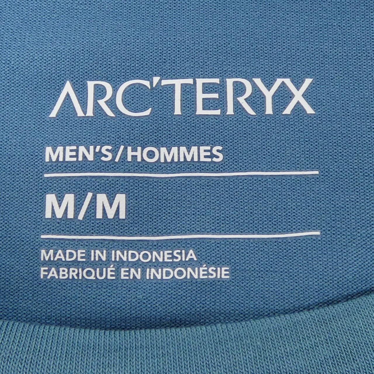 アークテリクス ARC'TERYX CAPTIVE SPLIT Tシャツ