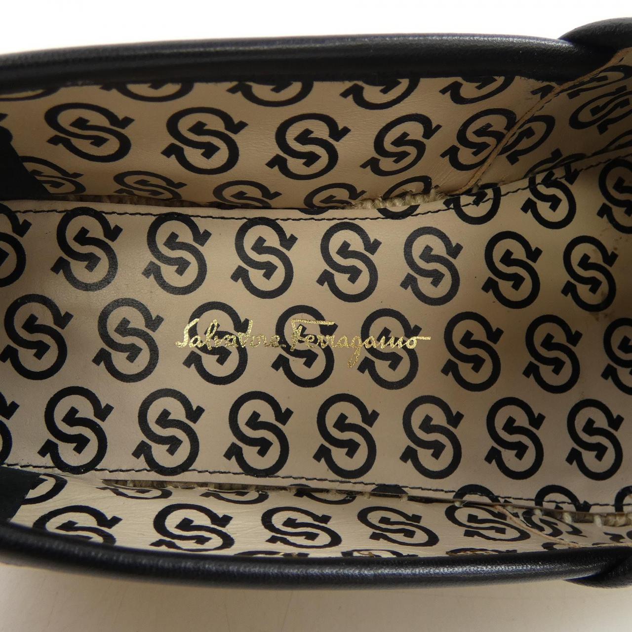 サルヴァトーレフェラガモ SALVATORE FERRAGAMO シューズ