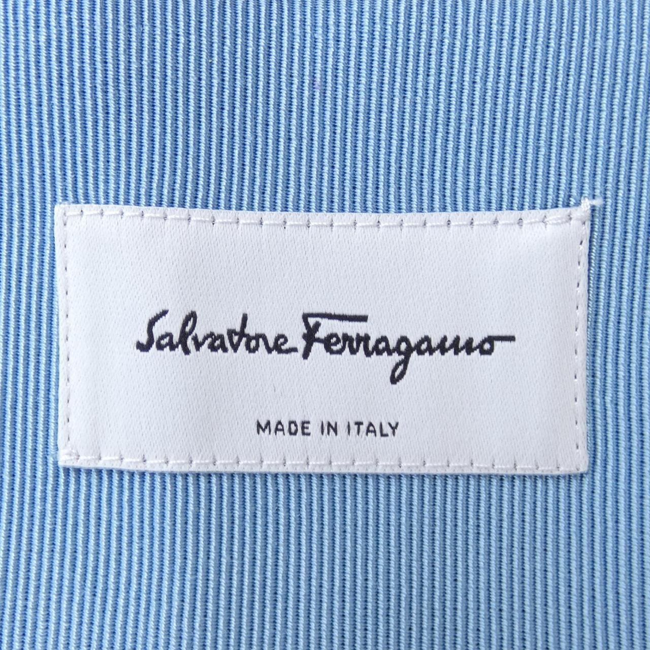 サルヴァトーレフェラガモ SALVATORE FERRAGAMO スカート